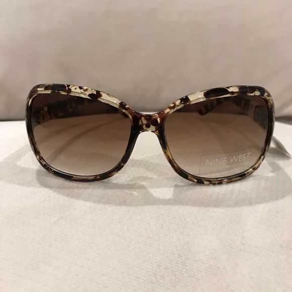 Nine West Accessories - BRAND NEW BEAUTIFUL NINE WEST STYLISH SUNGLASSES!